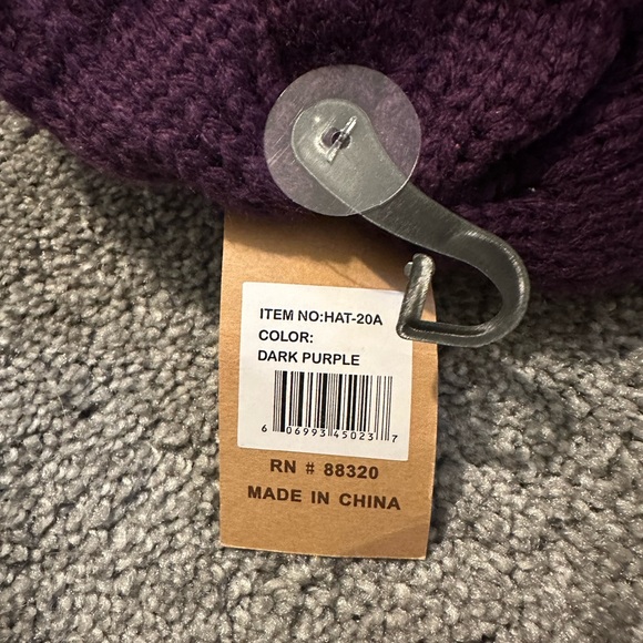 C.C hat - Picture 2 of 2